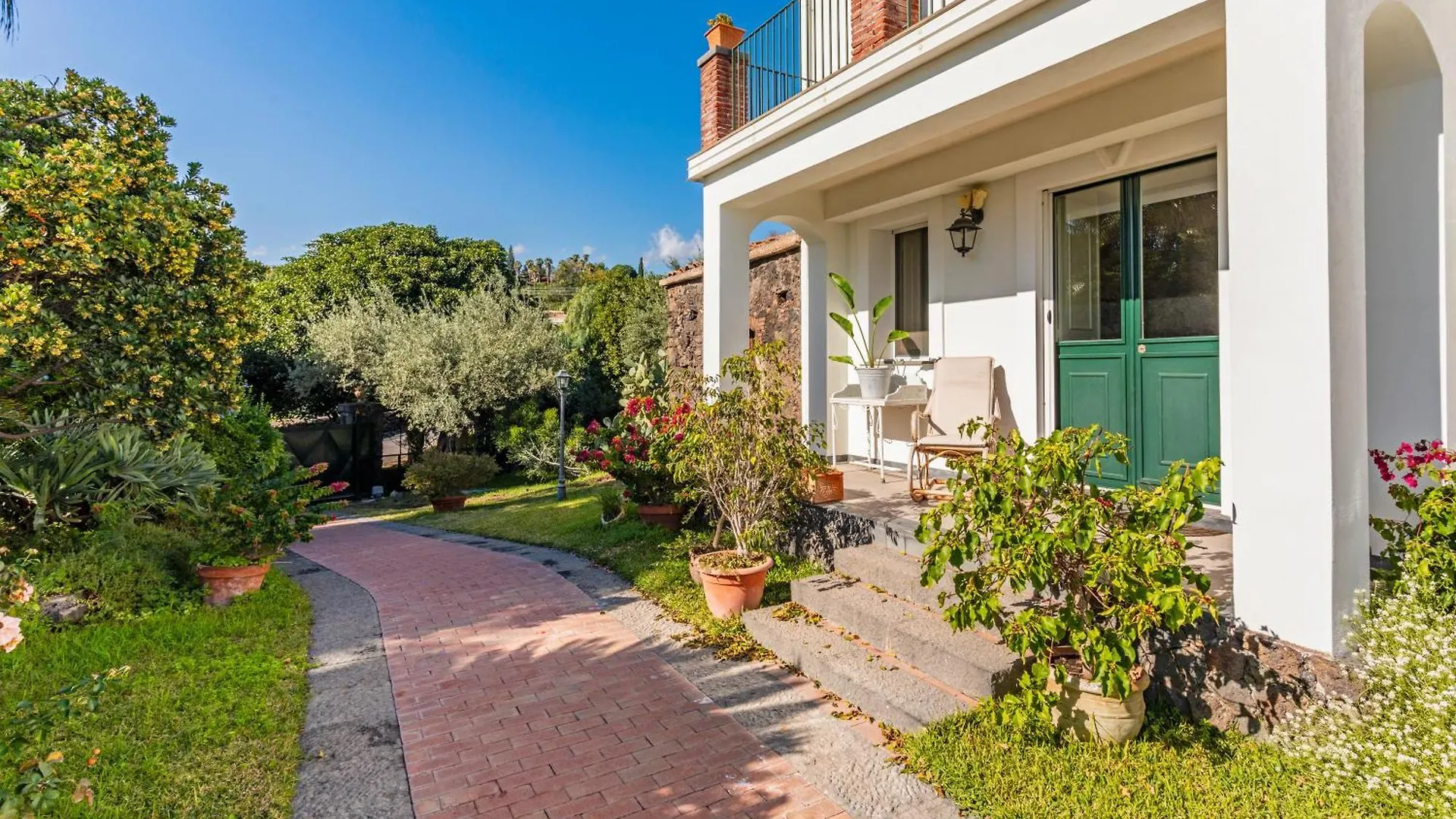 Villa Vittoria - Santa Tecla Acireale 0*,  Italy