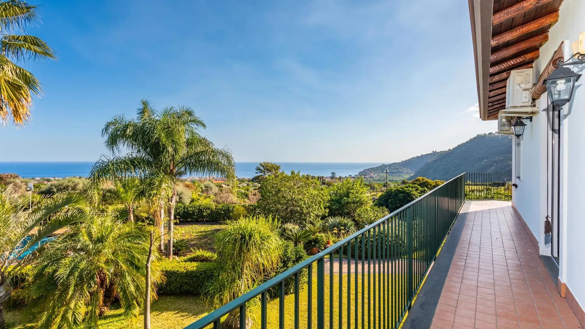 Villa Vittoria - Santa Tecla Acireale